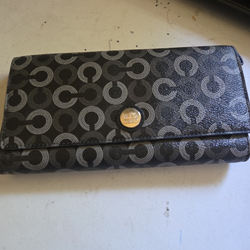Coach Signature Black Gray Lilac Interior Checkbook Wallet Madison Dot OP Art